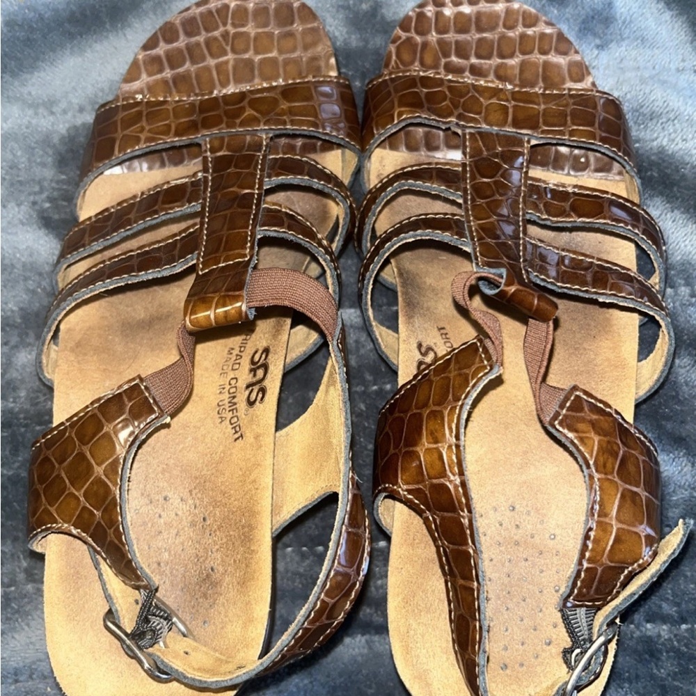Brown Crocodile Pattern Sandals - image 3